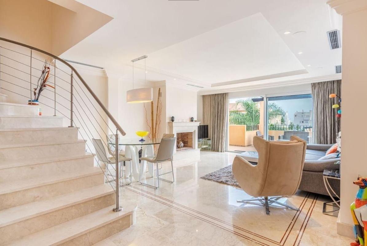 Aloha Hill Club Apartment